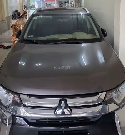 Mitsubishi Outlander 2019 CVT Коричневый 88791 км