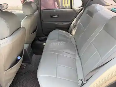 Nissan Bluebird 1993 Черный