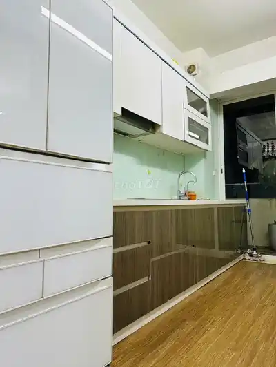 Сдается квартира 86 м², высокий этаж, угловая, вид chill, Trần Thủ Độ
