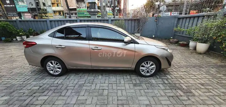 Toyota Vios E 2019 Песочный 30000 км
