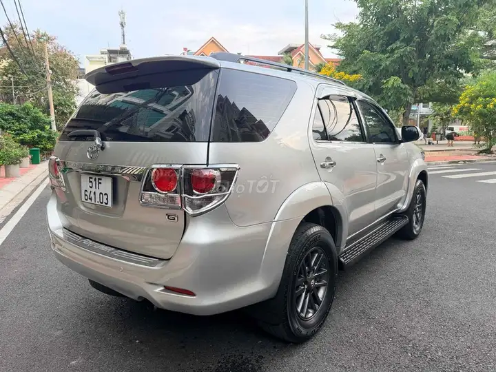 Toyota Fortuner 2.5G механика 7 мест 2016 г.в.