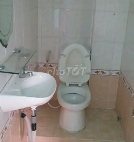 Комната в квартире, 2 млн в месяц, район 3, отдельный санузел