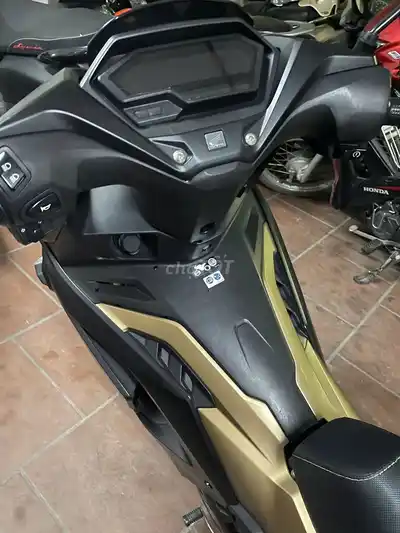 Смарт-ключ Honda Winner X ABS, черное золото, 12 000 км