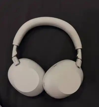 Наушники Sony WH-1000XM6