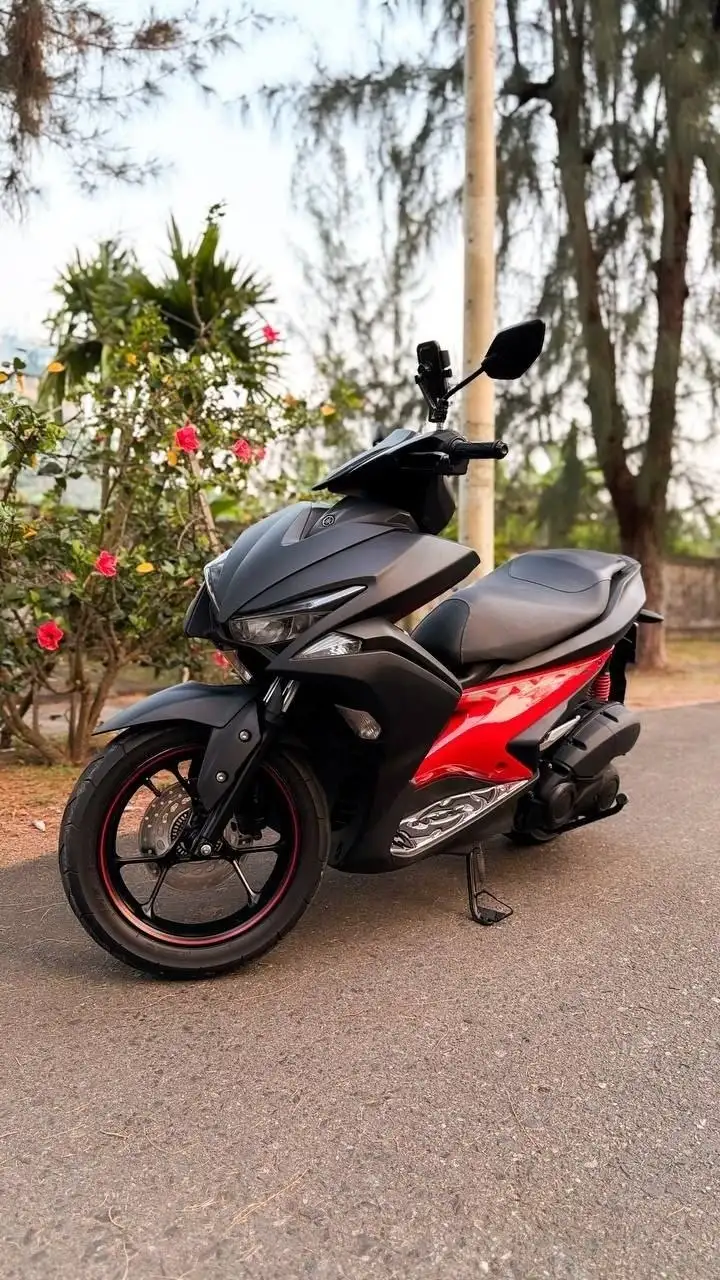 Мотоцикл Yamaha NVX 2019