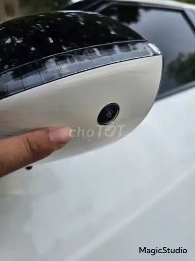 VinFast VF7 Plus AWD 2025