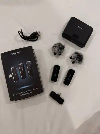 Костюм топ+юбка и петличные микрофоны HouseUp