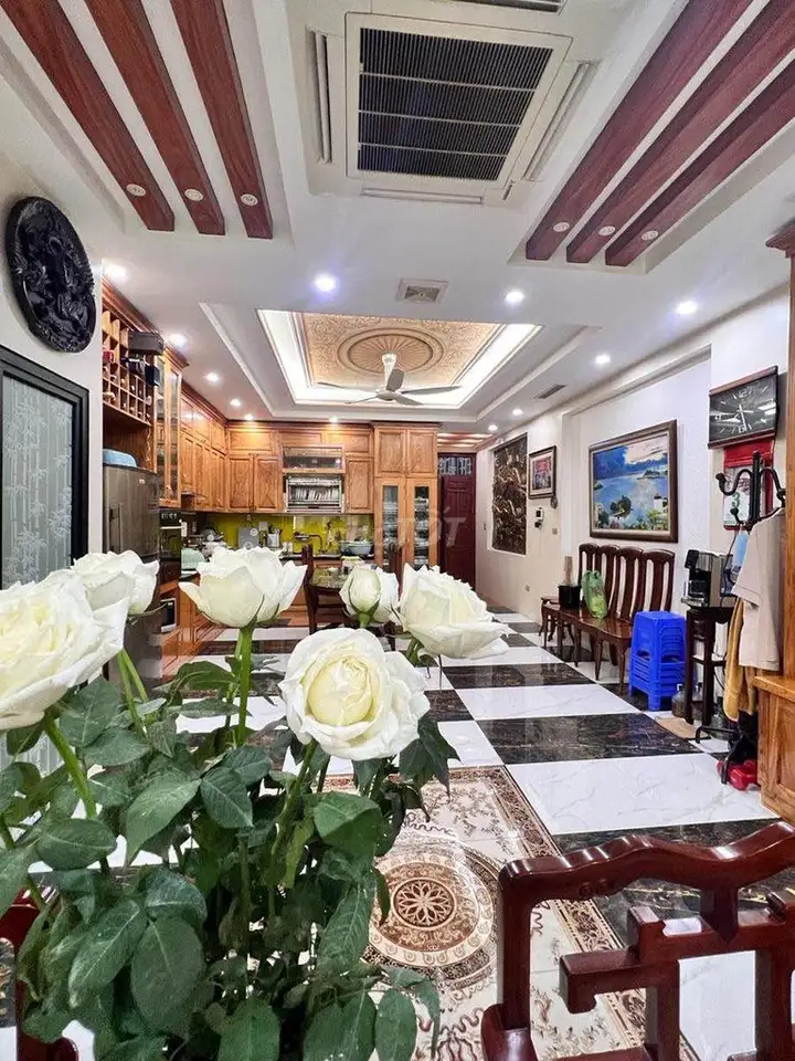 Дом в переулке 535 Lac Long Quan, Tay Ho, 88 кв.м, 6 этажей, 32.5 млрд