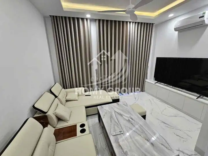 Новый дом с полной мебелью, 200 м², ул. 12, Хюэ Бинь Пхо, мост Винь Бинь