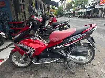 Honda Airblade 2015 красно-чёрный