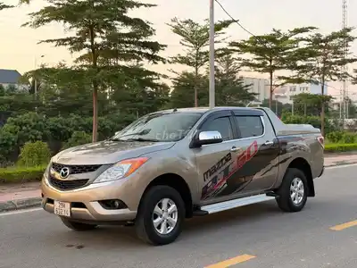 Mazda BT-50 2014 Песочный Механика 4WD