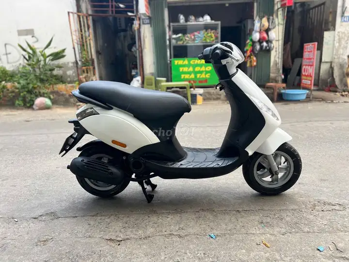 Piaggio Zip 2017 100cc Белый, от собственника, тихая работа
