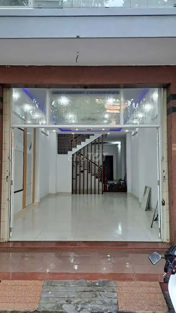 💥🏡Аренда 3-этажного дома с фасадом у оптового рынка, рядом с Ксовьет Нге Тинь