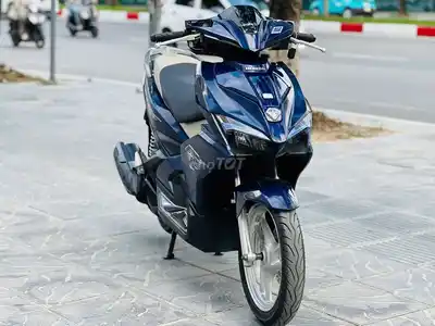 Синий скутер Honda Air Blade125-2019