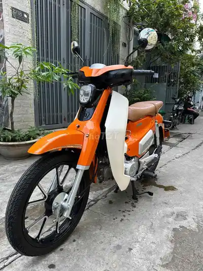 Cup Việt Thái 50cc 2026 оранжево-белый 2518 км, номер Хошимина