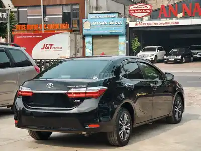 Toyota Corolla Altis 2019 черный