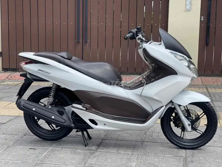 Honda PCX 2011 белый