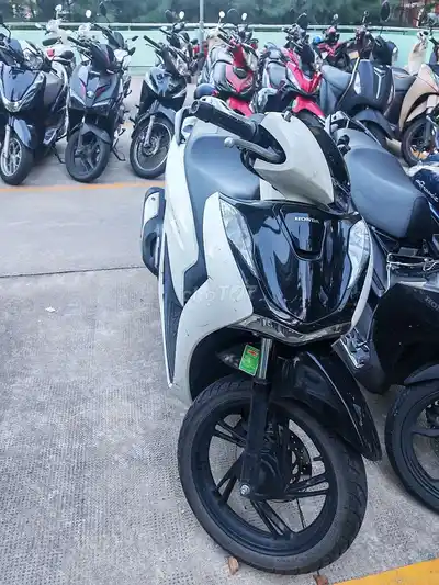 Honda SH 125 CBS 2023 Белый 25000 км