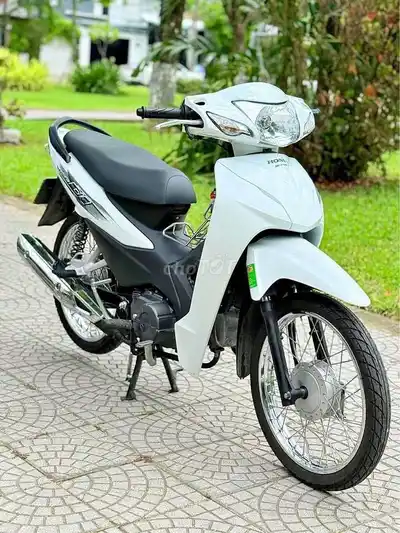 Honda Wave Alpha 2023, родной мотор, номера Ханоя