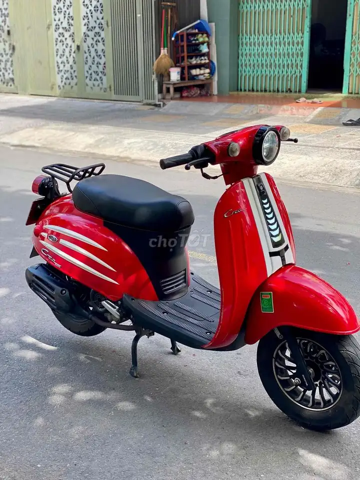 Crea 50cc, тихий двигатель, отличное состояние. Возможна рассрочка