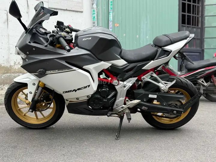 GPX Demon 2019 Белый 8000км