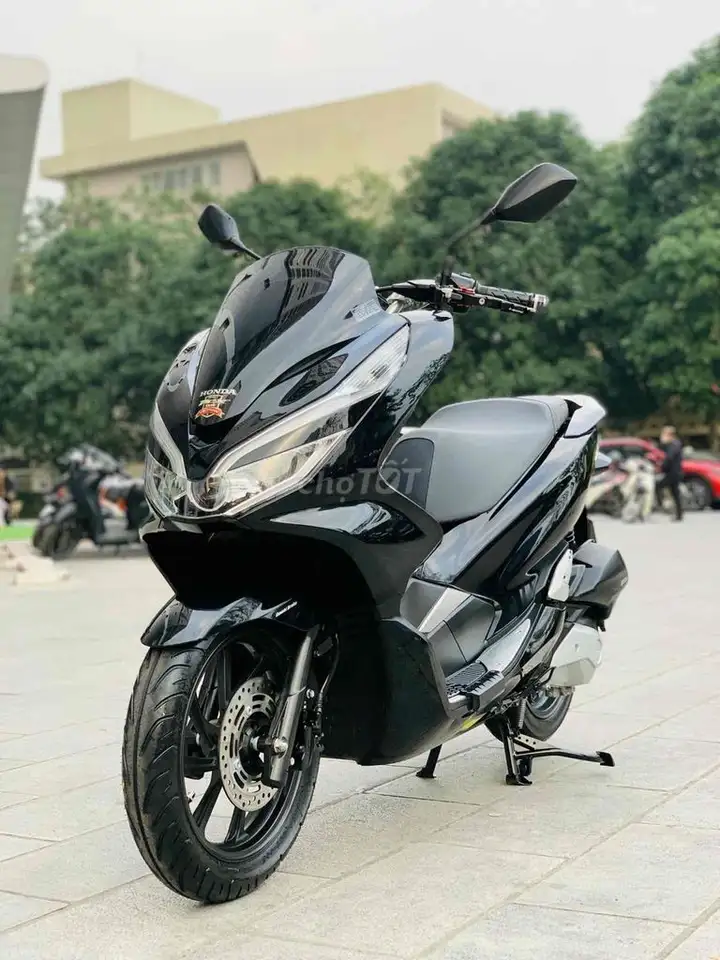 Honda PCX 125fi 2018, LED, smartkey, двигатель оригинал 100%