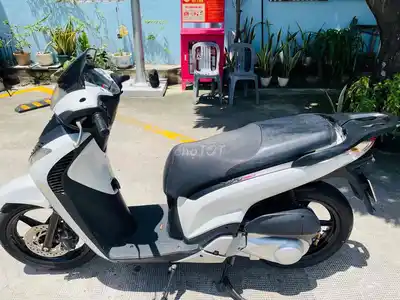 Honda SH Italy Sport 150cc, белая