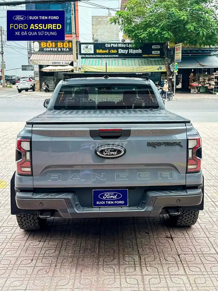 Ford Raptor 2023 Серый 75.900 км