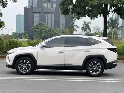 Hyundai Tucson 2024 2.0 Special 18000 км белый