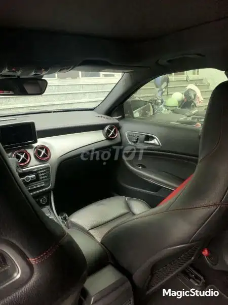 Toyota Fortuner 2020 2.4G 4x2 AT Белый 78 000 км