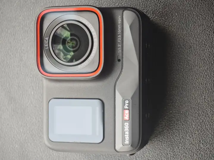 Insta 360 Ace Pro