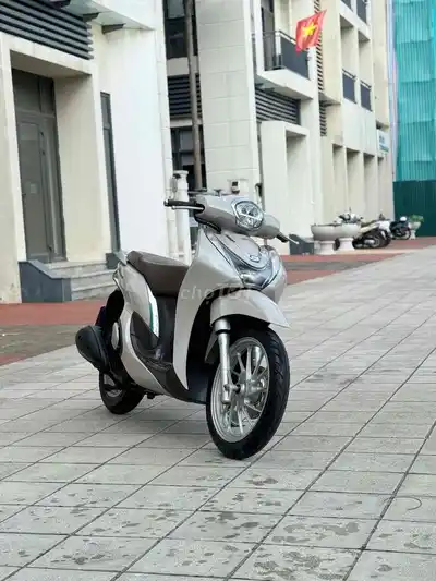 Honda SH Mode 2021 серо-коричневый, красивый номер 8889