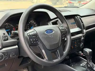 Ford Ranger XLS 2021 Автомат 90 тыс. км Черный