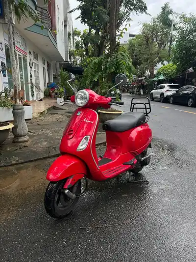 Мопед Vespa LX 150
