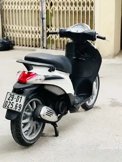 PIAGGIO LIBERTY 125 IE, ханойские номера, от владельца