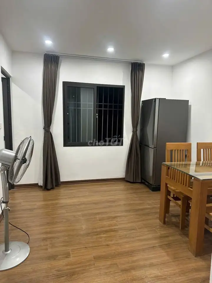 Квартира в общежитии, Нгиа Тан, Кау Гы, 50 м²
