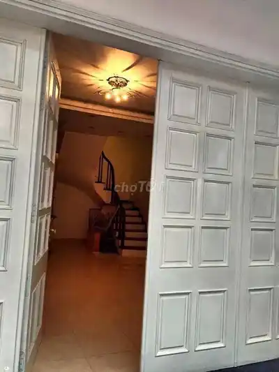 Дом 5 этажей, Фан Ке Бинь, Бадинь, с мебелью