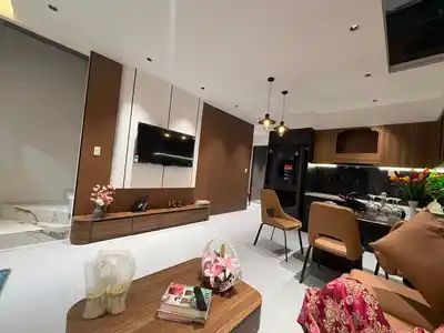 Аренда дома 3 этажа, 3 спальни, 4WC, 60м2