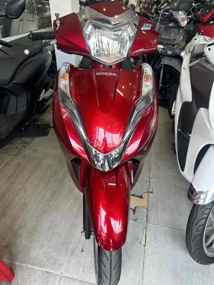 Honda Lead 2019 красный