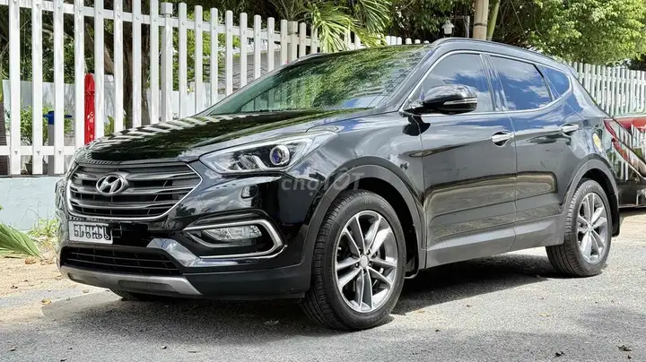 Hyundai Santafe 2018 Дизель Автомат Черный