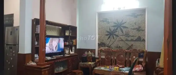 3-этажный дом, фасад на ул. Ле Ван Хьен, кв. Куэ Мы, р-н Нгу Хань Сон, Дананг