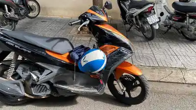 Honda Air Blade 2013 оранжево-черный 175.000 км