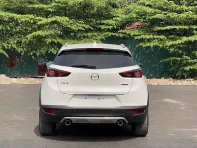 Mazda CX3 1.5 Premium 2022 белый 80 тыс. км