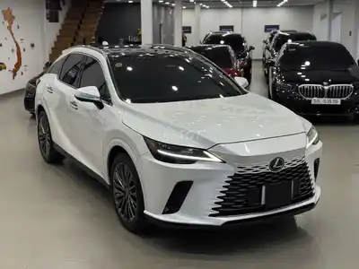 Lexus RX350 Luxury 2023 практически новый, в идеальном состоянии