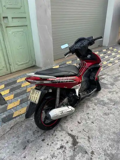 Honda Air Blade, красно-черный