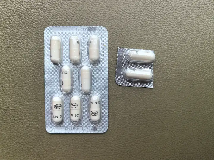 Аптечка (фурацилин, метронидазол, далацин, Dorithricin, левомеколь, лиотон)