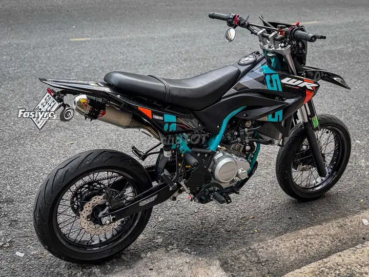 Yamaha WR155, 3900 км, черный