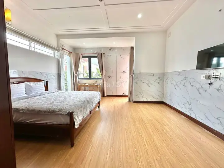 1-комн. кв. Khuê Mỹ Đông 3, 50 м², балкон, полная меблировка