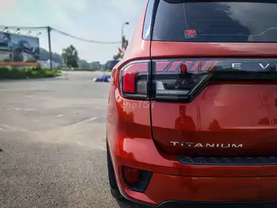 Ford Everest Titanium 2WD 2022 Красный 40000 км