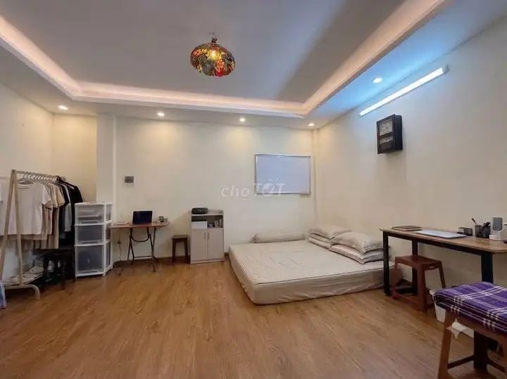 Bán nhà 32m² x 5 tầng, 3 ngủ, Chu Huy Mân, Phúc Đồng, Long Biên